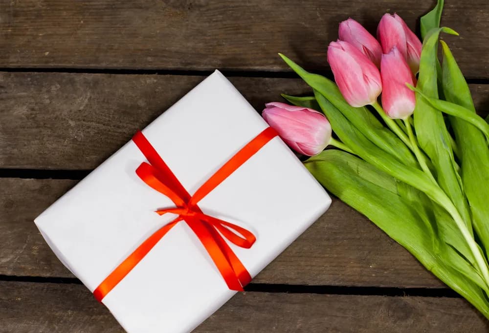 Jak zapakować zdrapki na prezent w kreatywny sposób, który zaskoczy