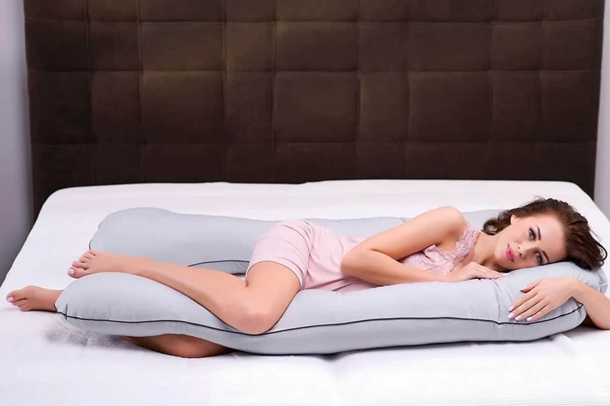 Poduszka ciążowa jaką wybrać, aby uniknąć bólu i poprawić komfort